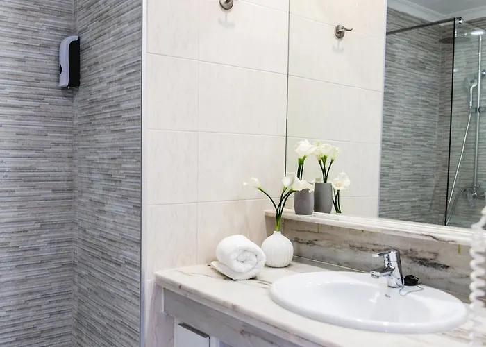 Michelangelo 3* سان ميغيل ذي أبونا